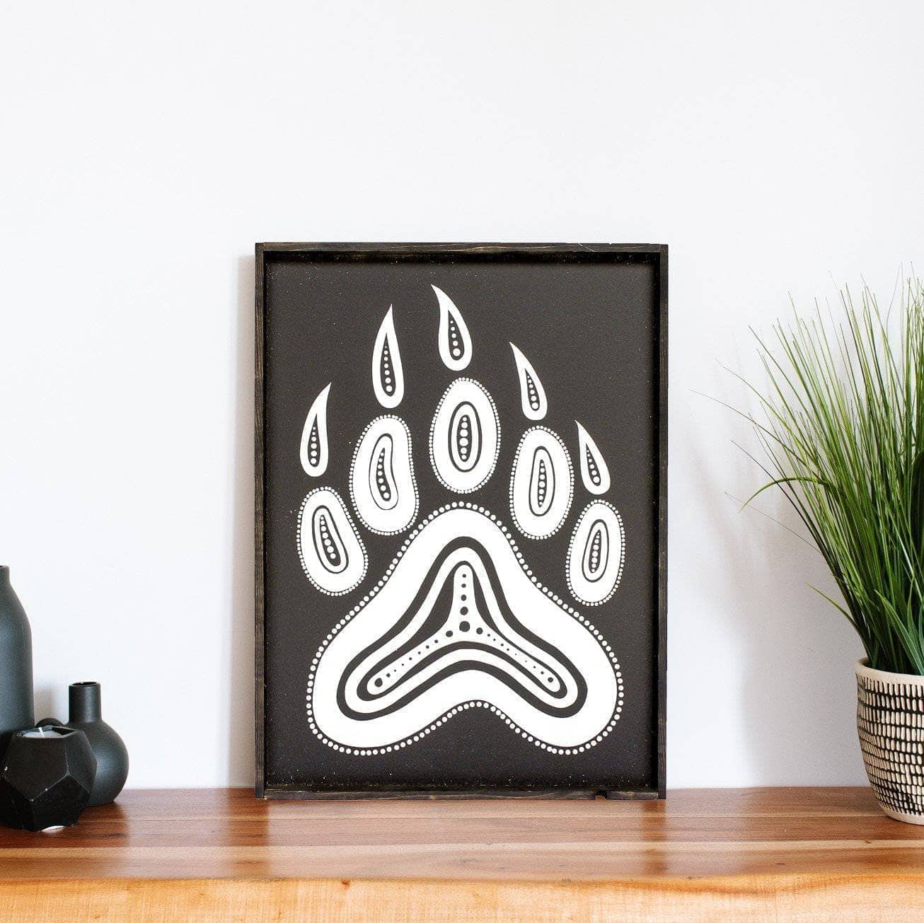 WilliamRaeDesigns Bear Paw Symbol | Wood Sign
